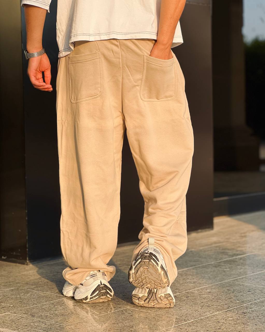 Beige basic sweatpants