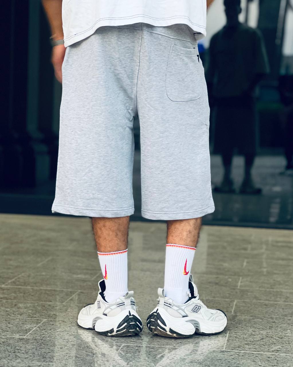 grey edge shorts