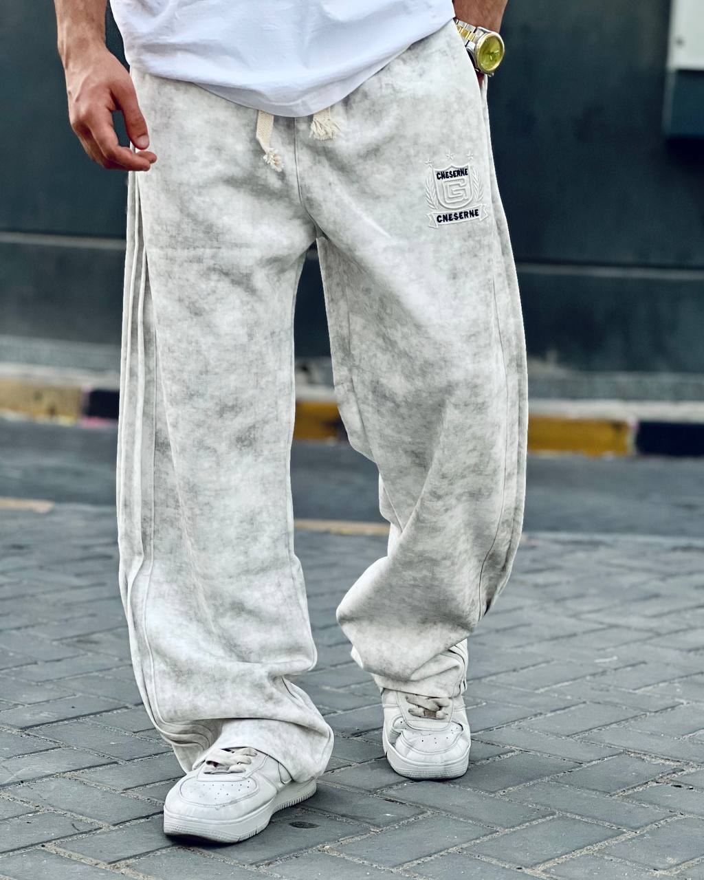 creamy blur sweatpants