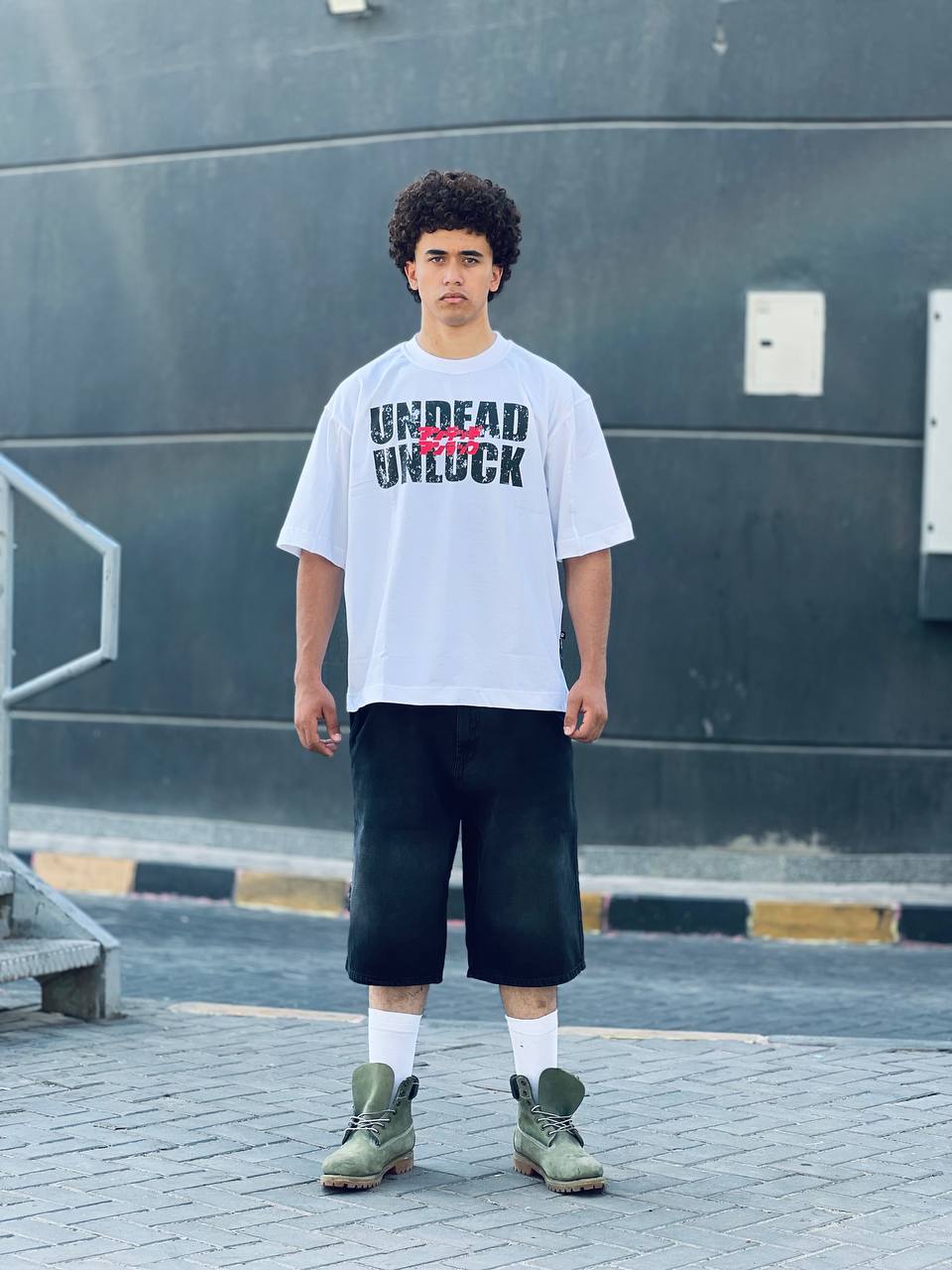 التيشرت