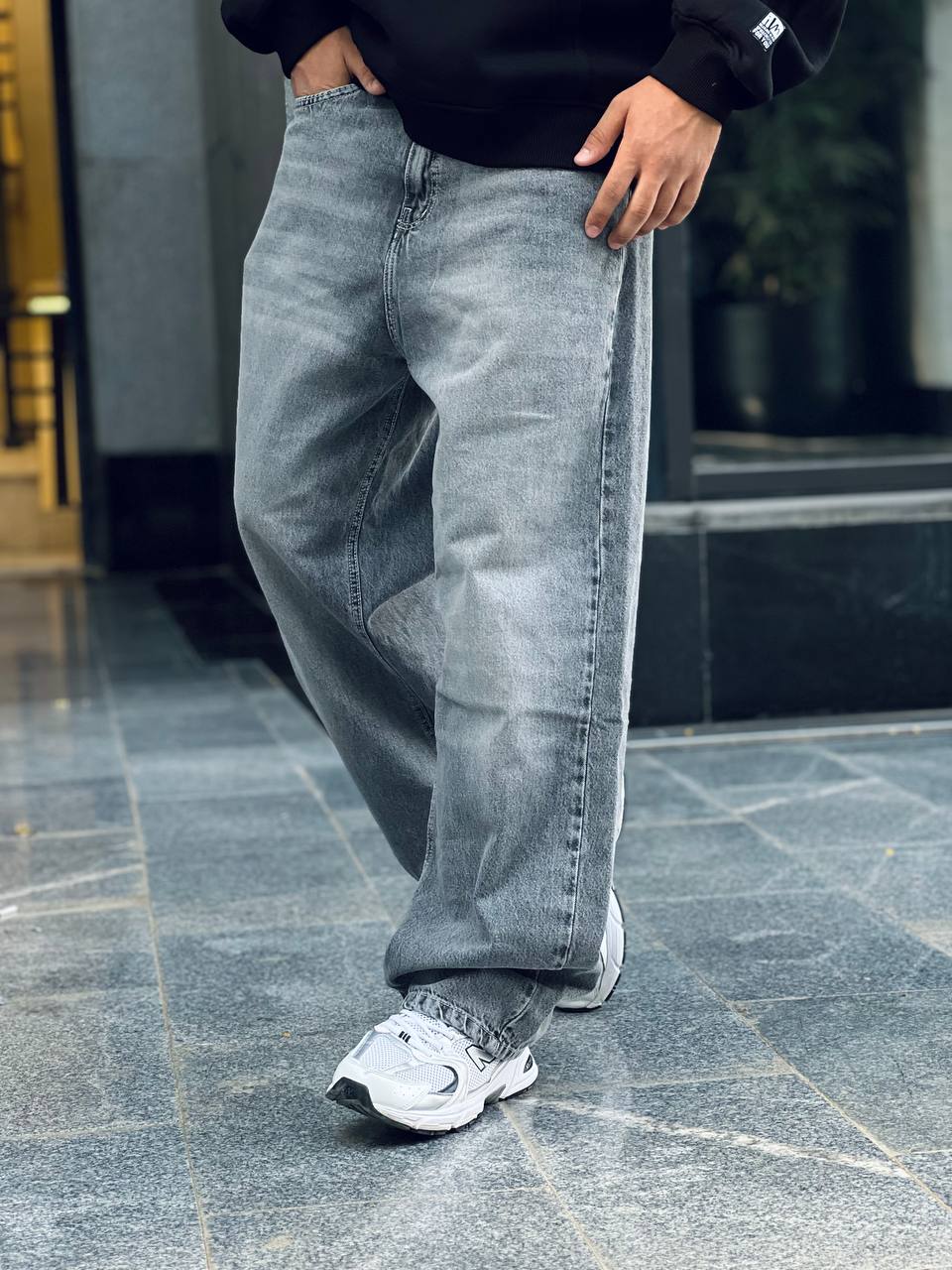 wide ash gray